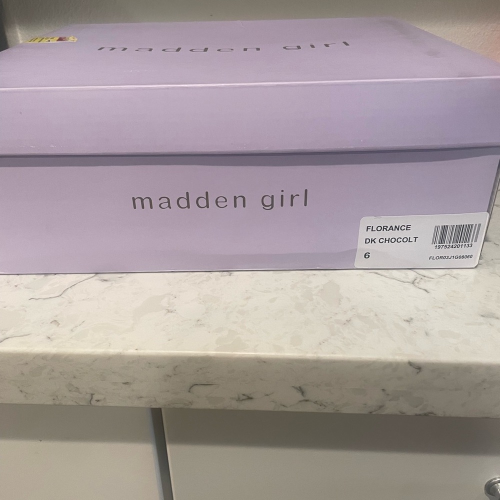 Madden Girl Dark Brown Heeled Boots - Picture 10 of 11